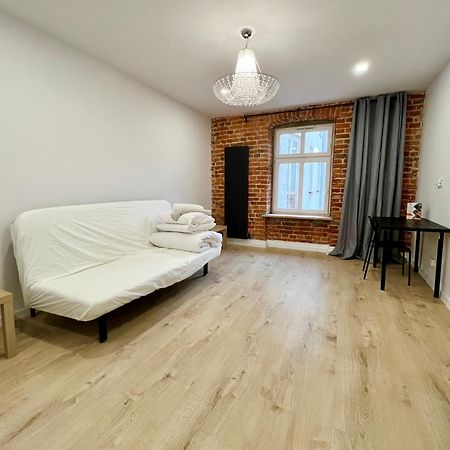 Aparthotel Industrial Rooms Лодзь Экстерьер фото