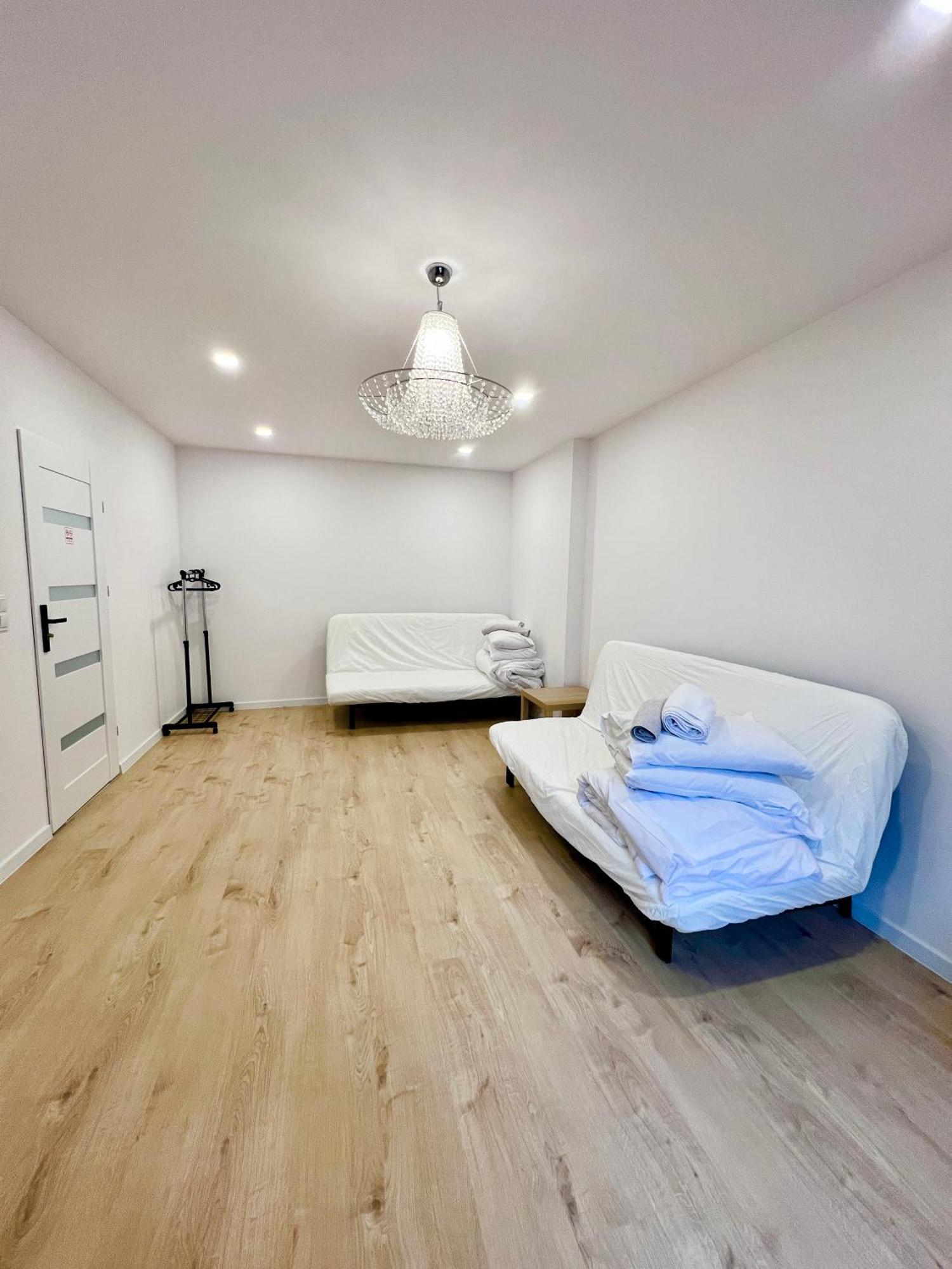 Aparthotel Industrial Rooms Лодзь Экстерьер фото