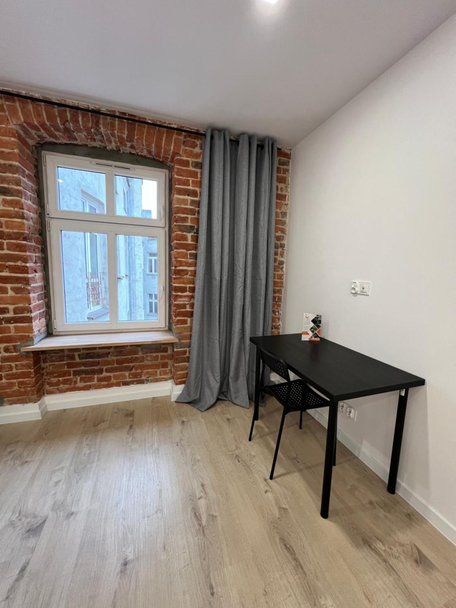 Aparthotel Industrial Rooms Лодзь Экстерьер фото