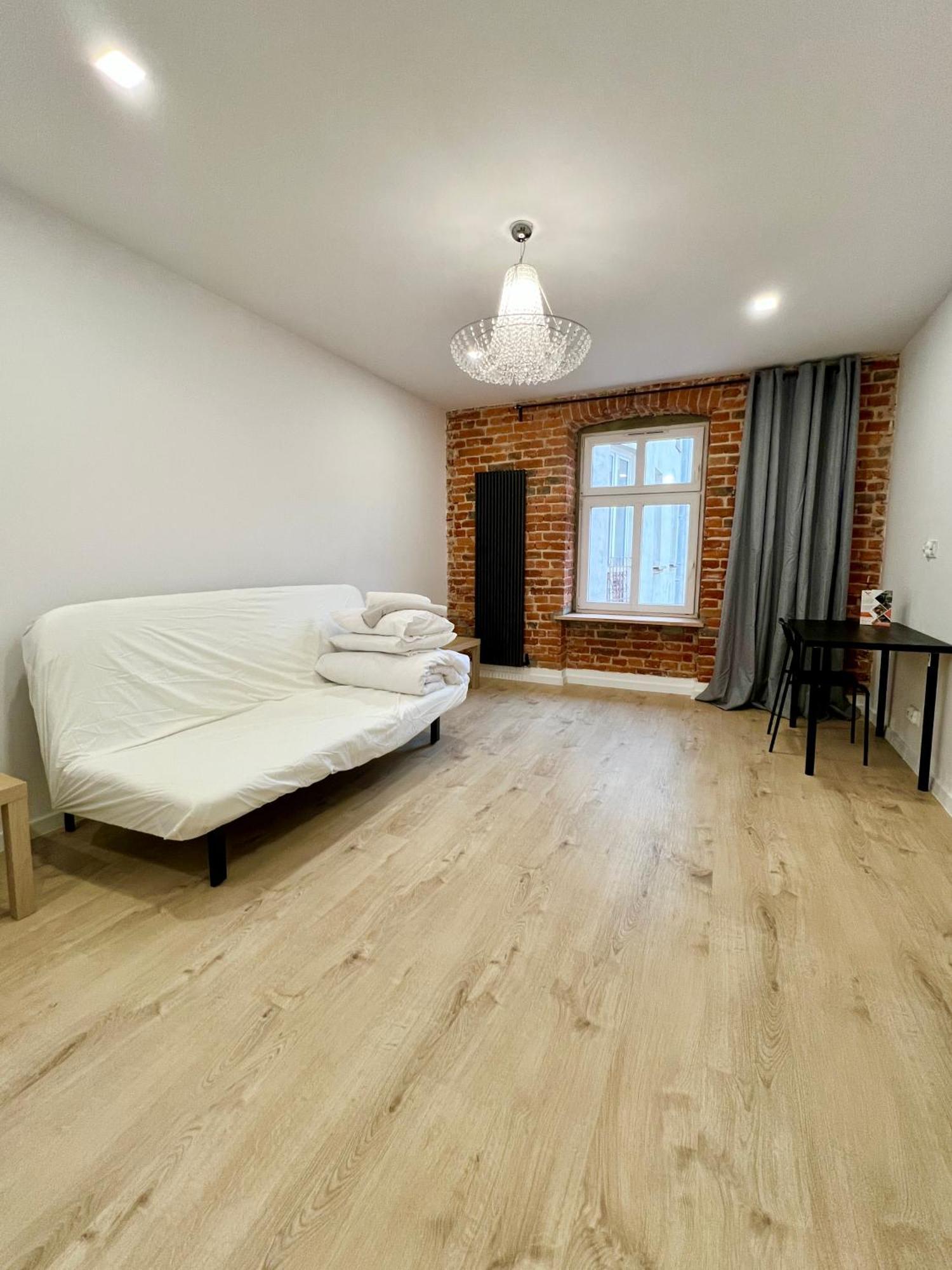 Aparthotel Industrial Rooms Лодзь Экстерьер фото